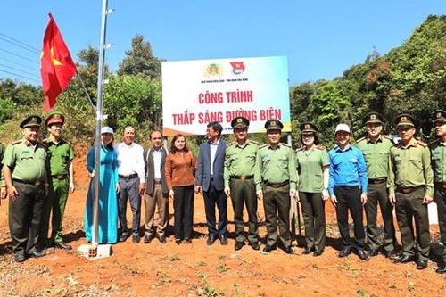 Đắk Nông: Nhiều hoạt động ý nghĩa hướng tới người dân, chiến sĩ vùng biên giới