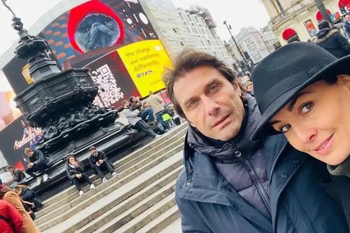 CĐV Inter Milan cầu xin Antonio Conte trở lại