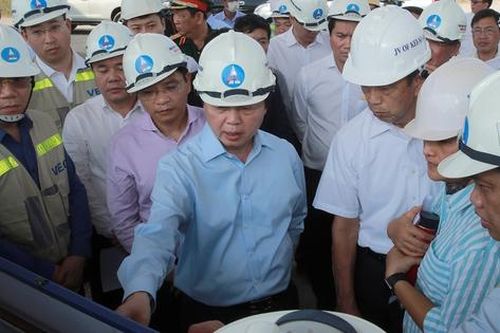 Không để thủ tục làm chậm tiến độ các dự án giao thông trọng điểm