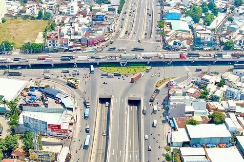 Khẩn trương lập quy hoạch các nút giao thông để phân kỳ đầu tư