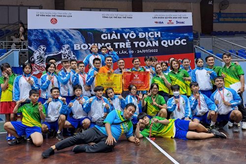 Trở thành vận động viên boxing nhờ học tại lớp xóa mù chữ