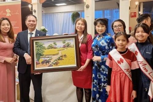 Liên hiệp phụ nữ Việt Nam-Hà Lan kỷ niệm Ngày quốc tế Phụ nữ 8/3