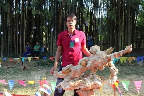 Tác phẩm 'Sung túc' đoạt giải nhất