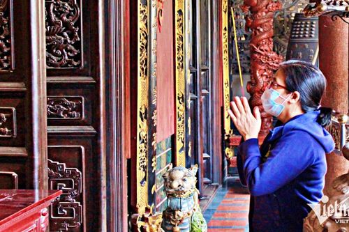10.000 bức tượng độc đáo của ngôi chùa sở hữu máy xin xăm tự động