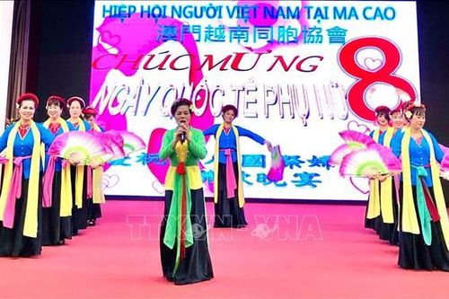 Phụ nữ Việt Nam tại Macau (Trung Quốc) hướng về quê hương, đất nước