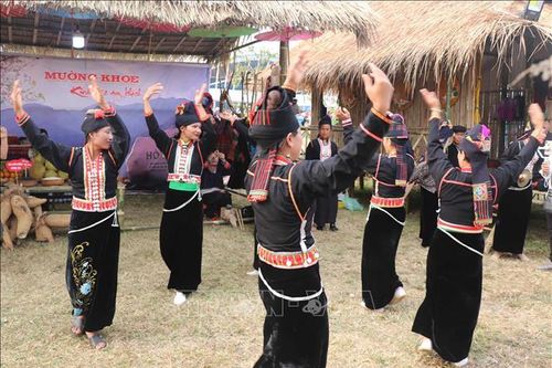 Điện Biên: Độc đáo sắc màu không gian văn hóa các cộng đồng dân tộc trong Lễ hội hoa Ban năm 2023