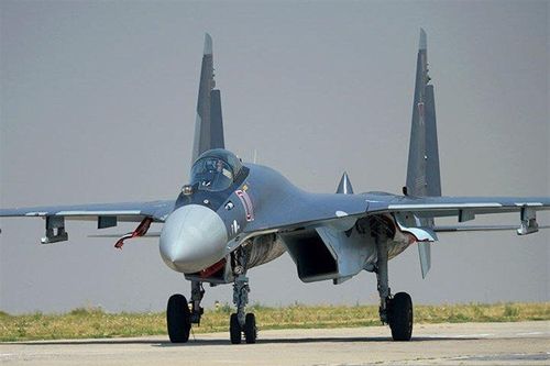 Iran chuẩn bị căn cứ dưới lòng đất để sẵn sàng nhận tiêm kích Su-35?