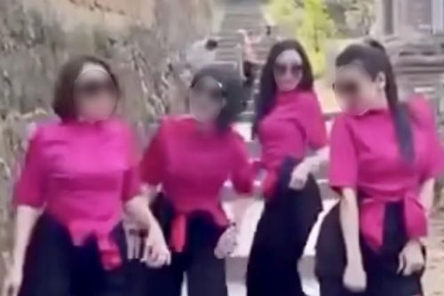 Xử phạt 5 triệu đồng với người đăng hình ảnh 4 người 'nhảy nhót' tại Chùa Bổ Đà lên mạng