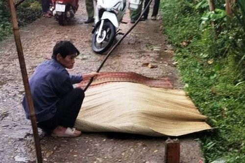 Nghi một đối tượng tông chết người rồi bỏ trốn