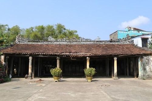 Đình làng An Cựu xuống cấp