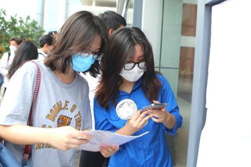 Tuyển sinh đại học 2023: Xem xét tiết giảm kỳ thi riêng