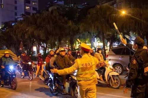 Hà Nội: 266 trường hợp vi phạm giao thông bị xử lý trong ngày 13/3