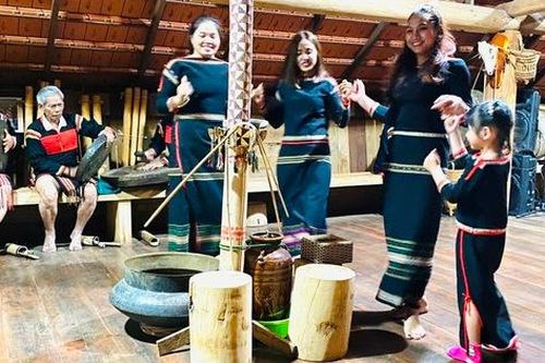 Tháng 3 Tây Nguyên, đến với Lễ hội cà phê
