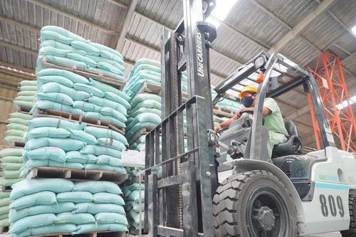 Nghiên cứu về đề xuất giảm thuế nhập khẩu nguyên liệu chế biến thức ăn chăn nuôi xuống 0%