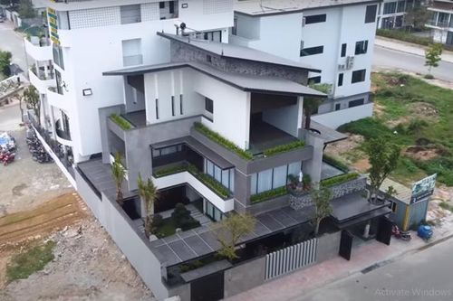 Cận cảnh biệt thự xây vì đam mê, 'chồng con không biết'