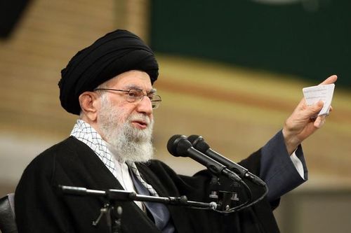 Iran ân xá cho hàng chục nghìn người biểu tình