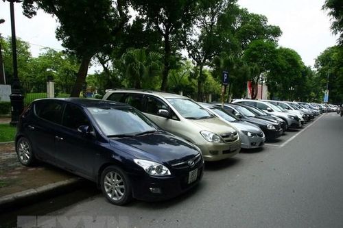 Bộ Công Thương mời thẩm định giá 21 chiếc xe công, có cả xe sang