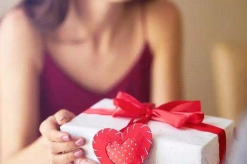 Hôm nay (14/3) là Valentine trắng, dân mạng quan tâm nhất điều gì?