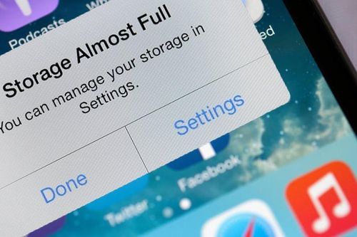 Những điều cần làm khi iPhone đầy bộ nhớ