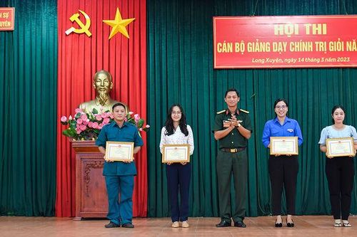 TP. Long Xuyên hoàn thành Hội thi cán bộ giảng dạy chính trị giỏi năm 2023