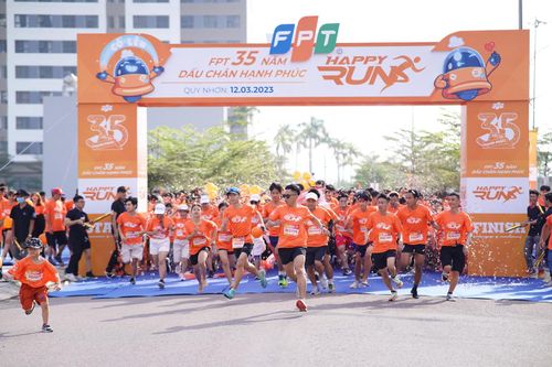 FPT tổ chức giải chạy gây quỹ từ thiện thu hút hàng nghìn người