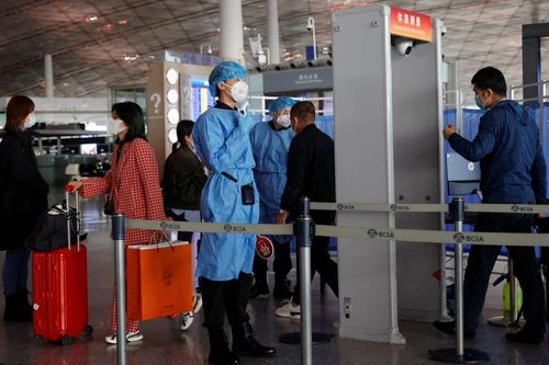Trung Quốc cấp thị thực trở lại cho người nước ngoài