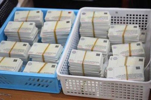 Kiểm tra, xử lý thông tin 'cò' dịch vụ cấp đổi giấy phép lái xe ở Hà Nội