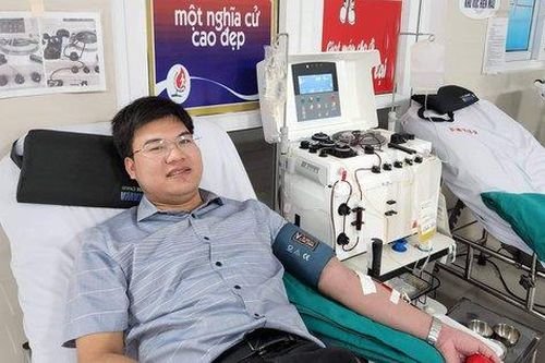Nhu cầu truyền tiểu cầu tăng gấp 3 lần trong dịch sốt xuất huyết
