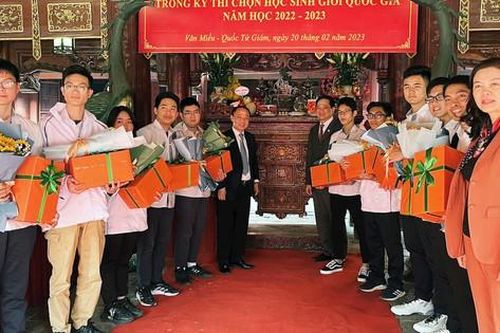 Ấn tượng một lớp có 11 em đoạt giải Nhất, Nhì thi học sinh giỏi Quốc gia