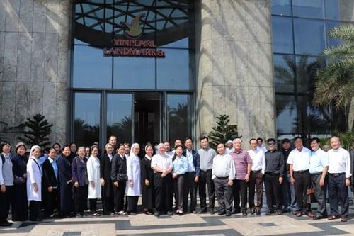 TP HCM: Xây dựng mối quan hệ gắn bó với đồng bào có đạo