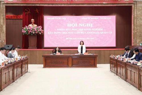 Hà Nội có nhiều đột phá trong xây dựng cán bộ lãnh đạo, quản lý