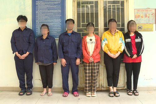 Khởi tố 14 đối tượng thu nợ theo kiểu 'khủng bố'