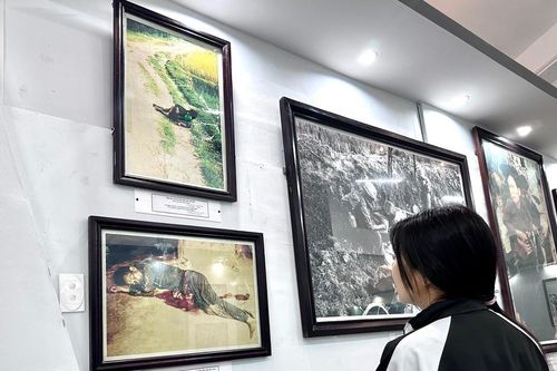 Hành trình trả lại tên cho bức ảnh gây tranh cãi trong vụ thảm sát Mỹ Lai