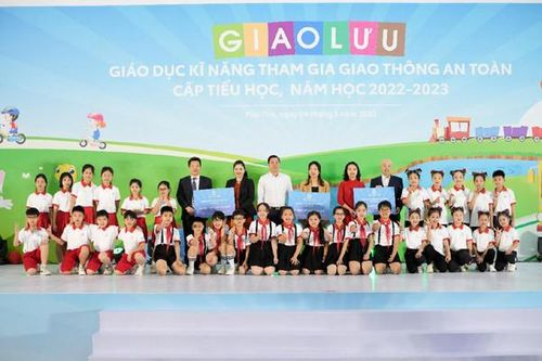 Học sinh 6 tỉnh so tài tại 'Toyota cùng em học An toàn giao thông'