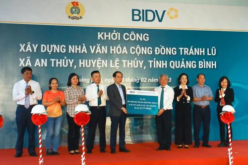 BIDV xây dựng chuỗi nhà cộng đồng tránh lũ giúp nhân dân miền Trung