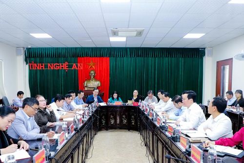 Chủ tịch UBND tỉnh Nguyễn Đức Trung tiếp công dân định kỳ tháng 3/2023