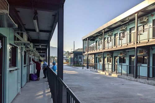 Hong Kong và bài toán chuyển đổi mục đích sử dụng khu cách ly COVID-19