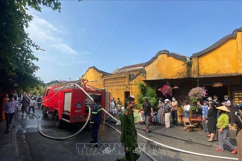 Kịp thời dập tắt đám cháy ngôi nhà ở phố cổ Hội An