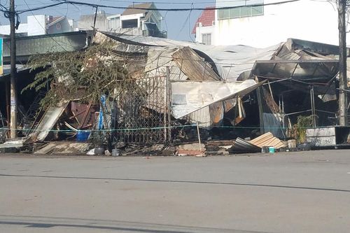 TP Hồ Chí Minh: Hỏa hoạn thiêu rụi 7 ki-ốt