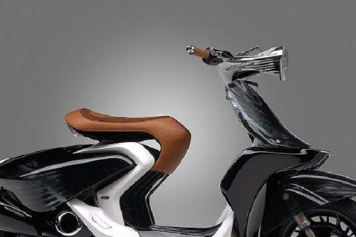 Xe ga Yamaha 04 Gen độc đáo với đôi cánh thiên nga
