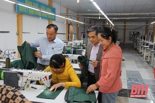 Hỗ trợ máy móc cho dự án may bao bì và túi tự hủy