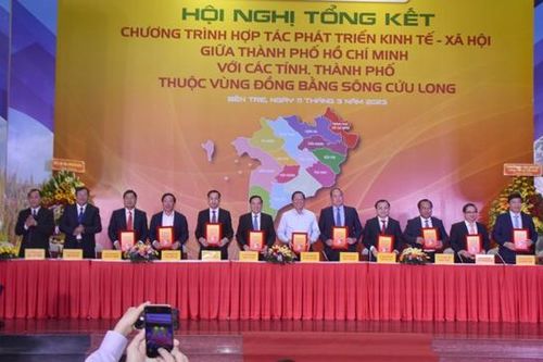 TP.HCM đẩy mạnh hợp tác phát triển với các tỉnh đồng bằng sông Cửu Long