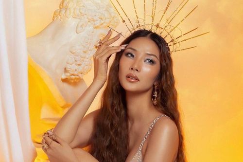Hoàng Thùy trở lại ghế nhà trường, tuổi 30 mong muốn có bằng đại học tặng bố mẹ