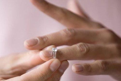 10 bài học từ một cuộc hôn nhân thất bại sẽ chỉ ra những 'thủ phạm' không ngờ và dạy bạn cách cứu vãn hôn nhân