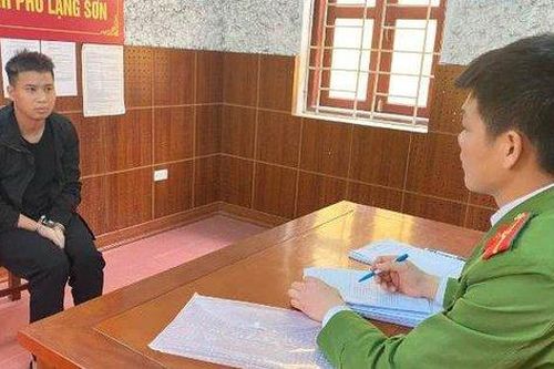 'Tú ông' 28 tuổi điều hành đường dây mua bán dâm với giá hàng triệu đồng/lượt