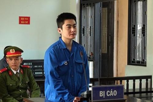 Nhận bán ma túy giúp bạn để được trả công bằng... ma túy