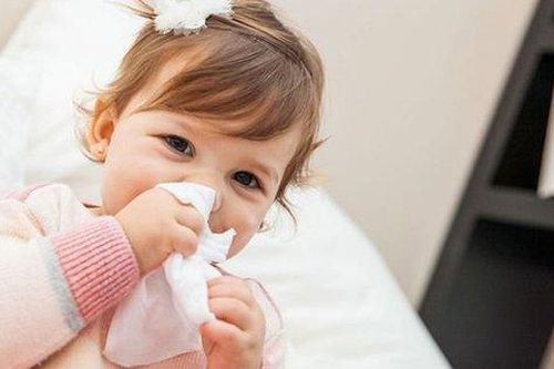 Cảm lạnh ở trẻ em, không phải lúc nào cũng cần dùng thuốc