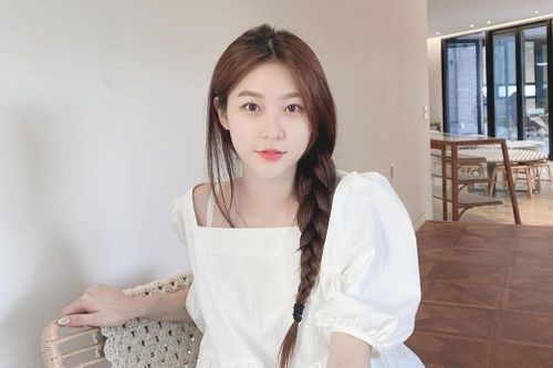 Kim Sae Ron tự triệt đường trở lại showbiz