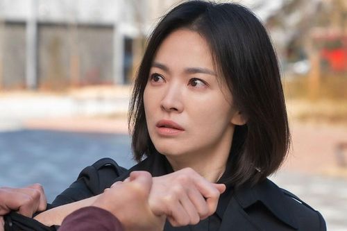 Kẻ phạm tội núp bóng ngôi sao ở showbiz Hàn Quốc