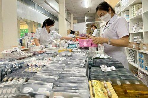 Sửa quy định về đấu thầu thuốc tại các cơ sở y tế công lập
